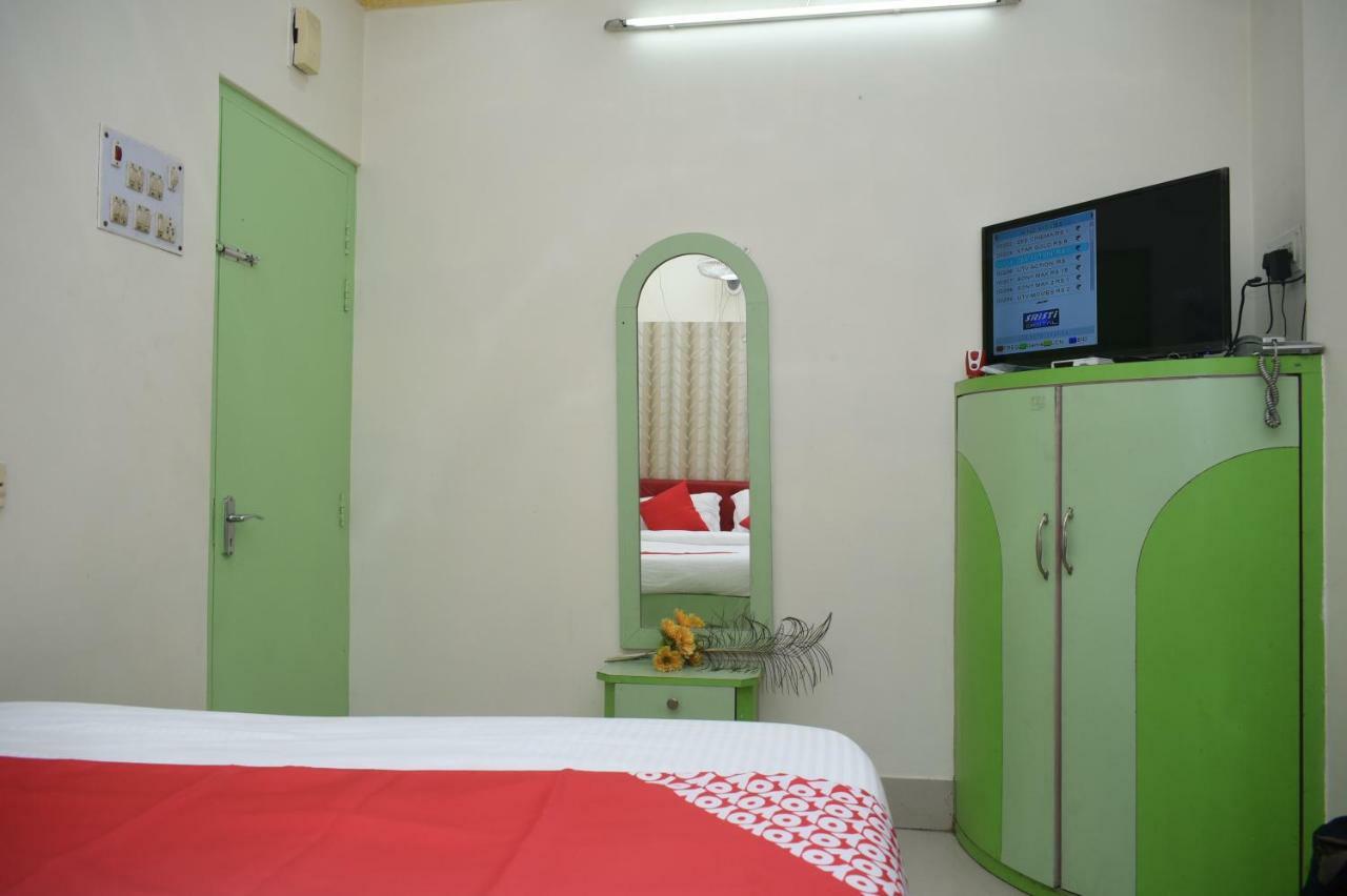 Oyo 45320 Hotel Mars Агартала Екстериор снимка